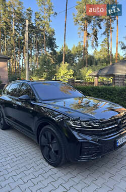 Внедорожник / Кроссовер Volkswagen Touareg 2024 в Киеве