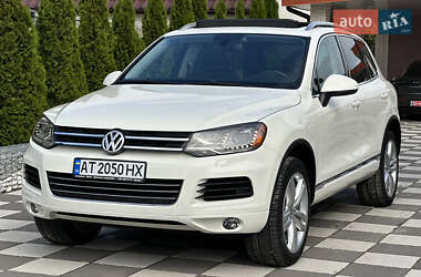 Внедорожник / Кроссовер Volkswagen Touareg 2011 в 