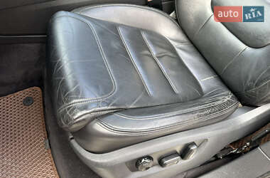 Внедорожник / Кроссовер Volkswagen Touareg 2011 в 