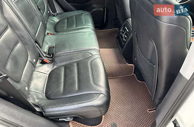 Внедорожник / Кроссовер Volkswagen Touareg 2011 в 