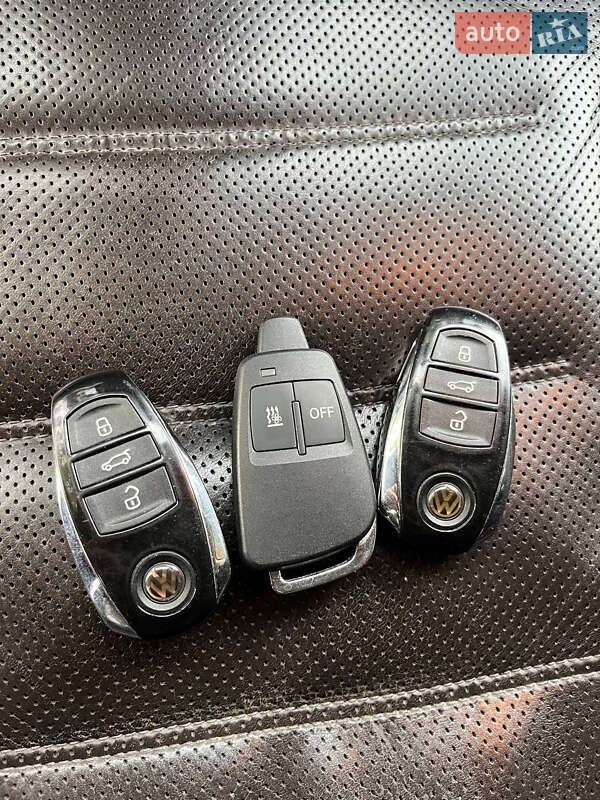 Внедорожник / Кроссовер Volkswagen Touareg 2010 в Бориславе фото 13 Внедорожник / Кроссовер Volkswagen Touareg 2010 в Бориславе