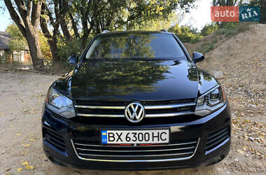 Позашляховик / Кросовер Volkswagen Touareg 2010 в Чернігові