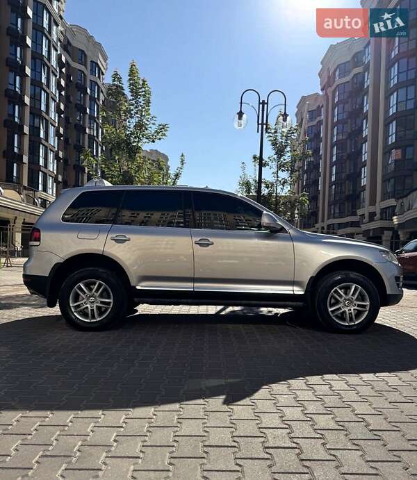Позашляховик / Кросовер Volkswagen Touareg 2007 в Києві фото 7 Позашляховик / Кросовер Volkswagen Touareg 2007 в Києві
