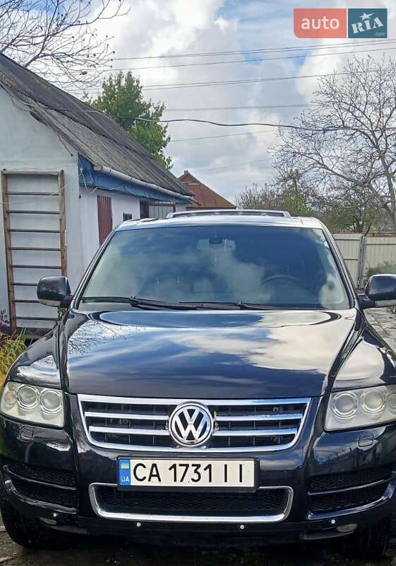 Внедорожник / Кроссовер Volkswagen Touareg 2004 в Умани
