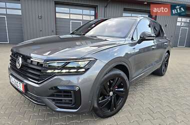 Внедорожник / Кроссовер Volkswagen Touareg 2018 в Луцке