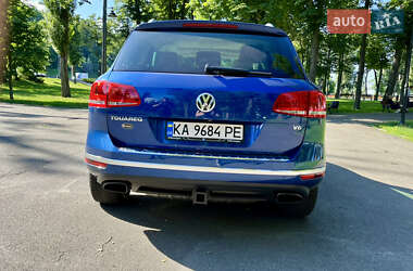 Внедорожник / Кроссовер Volkswagen Touareg 2016 в 