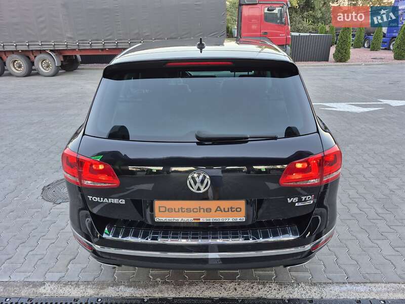 Внедорожник / Кроссовер Volkswagen Touareg 2015 в Одессе