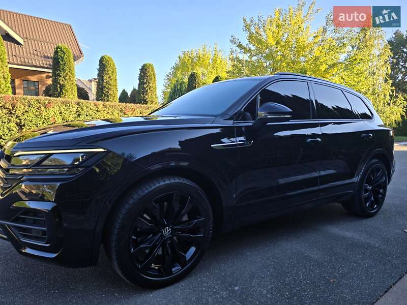 Внедорожник / Кроссовер Volkswagen Touareg 2022 в Ирпене