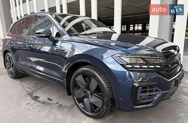 Позашляховик / Кросовер Volkswagen Touareg 2023 в Києві