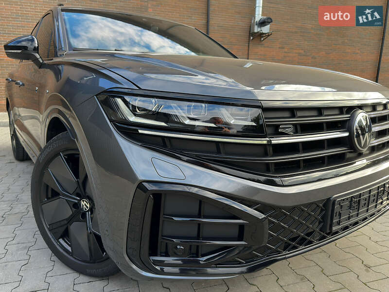 Позашляховик / Кросовер Volkswagen Touareg 2023 в Козятині
