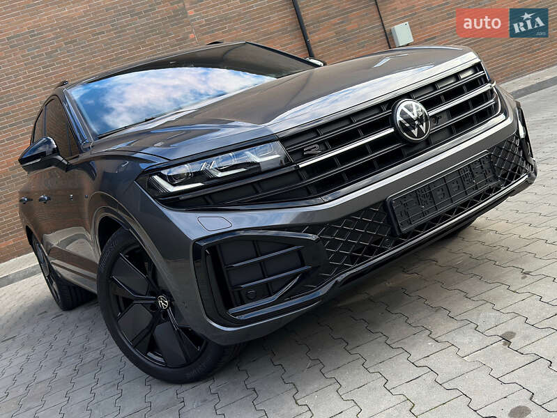 Позашляховик / Кросовер Volkswagen Touareg 2023 в Козятині