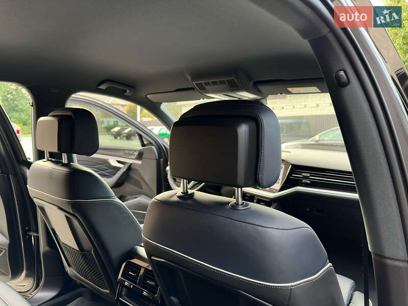 Позашляховик / Кросовер Volkswagen Touareg 2023 в Козятині