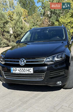Внедорожник / Кроссовер Volkswagen Touareg 2014 в 