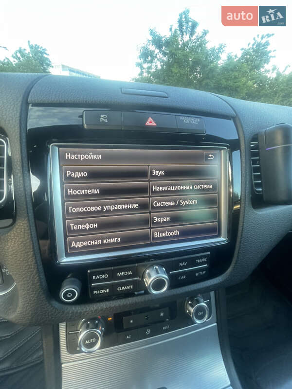 Позашляховик / Кросовер Volkswagen Touareg 2012 в Дніпрі фото 14 Позашляховик / Кросовер Volkswagen Touareg 2012 в Дніпрі