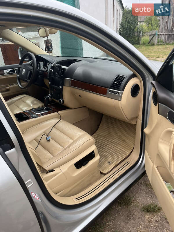 Внедорожник / Кроссовер Volkswagen Touareg 2004 в Коростене фото 10 Внедорожник / Кроссовер Volkswagen Touareg 2004 в Коростене
