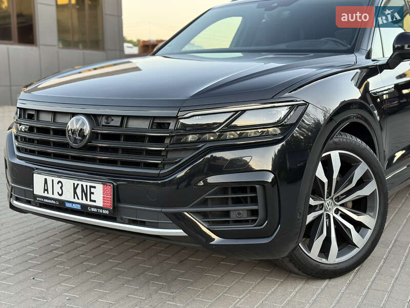 Внедорожник / Кроссовер Volkswagen Touareg 2019 в Ровно