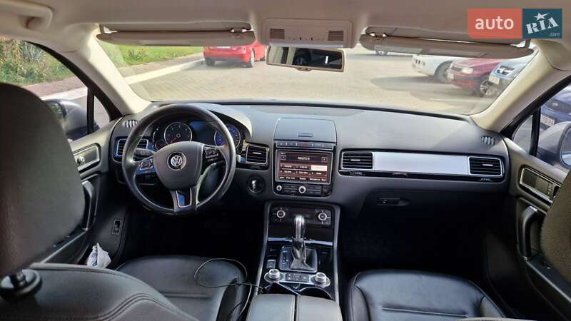 Внедорожник / Кроссовер Volkswagen Touareg 2015 в Одессе фото 7 Внедорожник / Кроссовер Volkswagen Touareg 2015 в Одессе