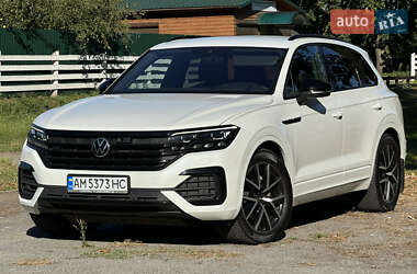 Внедорожник / Кроссовер Volkswagen Touareg 2022 в Киеве