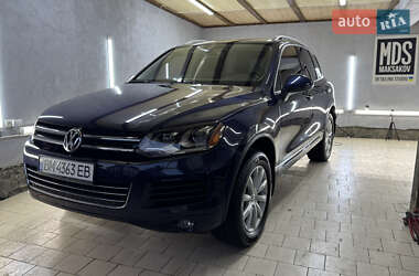 Внедорожник / Кроссовер Volkswagen Touareg 2012 в Киеве