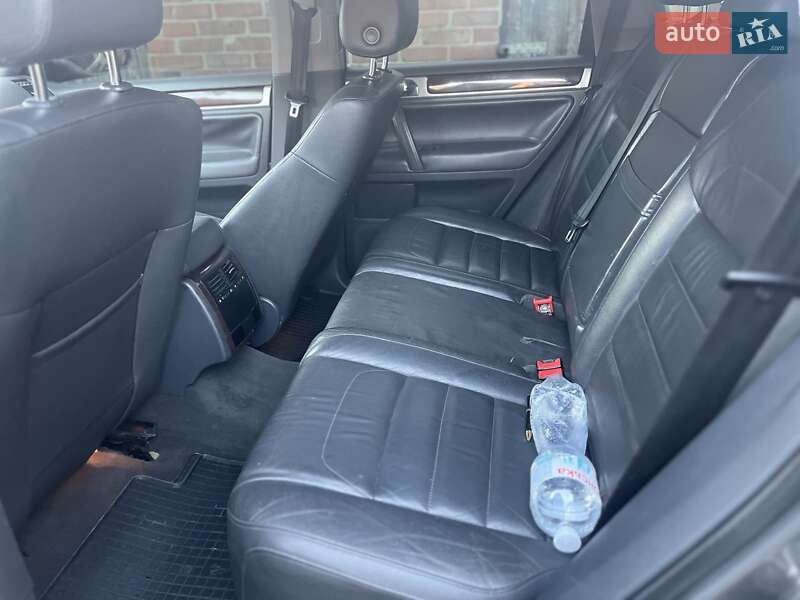 Внедорожник / Кроссовер Volkswagen Touareg 2008 в Славянске