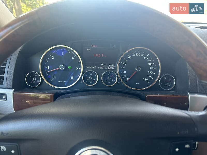 Внедорожник / Кроссовер Volkswagen Touareg 2008 в Овруче