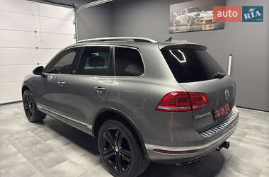 Внедорожник / Кроссовер Volkswagen Touareg 2016 в 