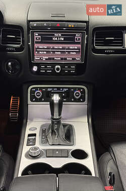Внедорожник / Кроссовер Volkswagen Touareg 2016 в 