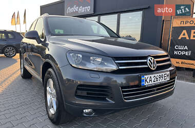 Внедорожник / Кроссовер Volkswagen Touareg 2014 в Виннице