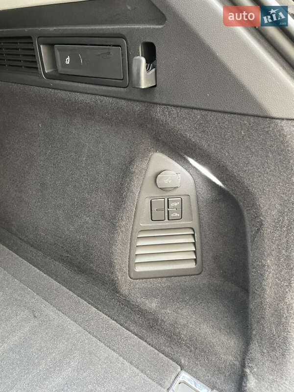 Внедорожник / Кроссовер Volkswagen Touareg 2020 в Ивано-Франковске фото 12 Внедорожник / Кроссовер Volkswagen Touareg 2020 в Ивано-Франковске