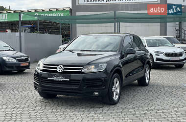 Внедорожник / Кроссовер Volkswagen Touareg 2014 в Мукачево