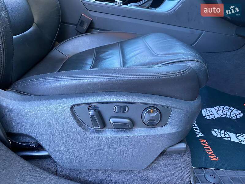 Внедорожник / Кроссовер Volkswagen Touareg 2014 в Хмельницком фото 36 Внедорожник / Кроссовер Volkswagen Touareg 2014 в Хмельницком