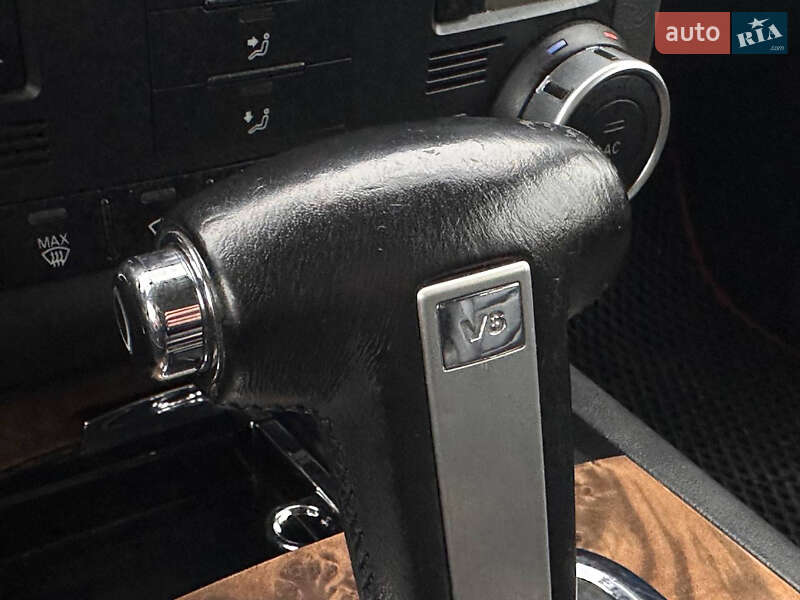 Внедорожник / Кроссовер Volkswagen Touareg 2008 в Дрогобыче