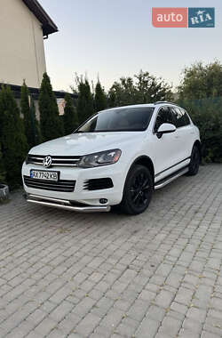 Позашляховик / Кросовер Volkswagen Touareg 2013 в Крюківщині