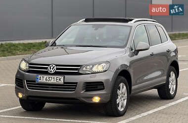 Позашляховик / Кросовер Volkswagen Touareg 2011 в Івано-Франківську