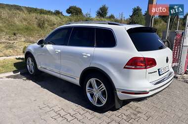 Внедорожник / Кроссовер Volkswagen Touareg 2016 в 