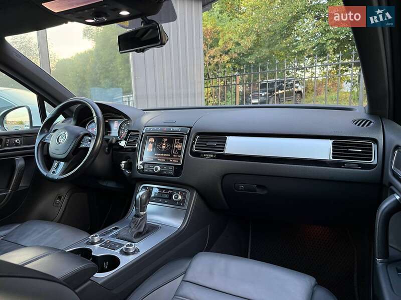 Внедорожник / Кроссовер Volkswagen Touareg 2015 в Хмельницком фото 21 Внедорожник / Кроссовер Volkswagen Touareg 2015 в Хмельницком