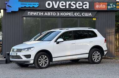 Внедорожник / Кроссовер Volkswagen Touareg 2015 в Хмельницком