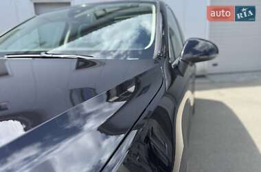 Позашляховик / Кросовер Volkswagen Touareg 2014 в  фото 20 Позашляховик / Кросовер Volkswagen Touareg 2014 в