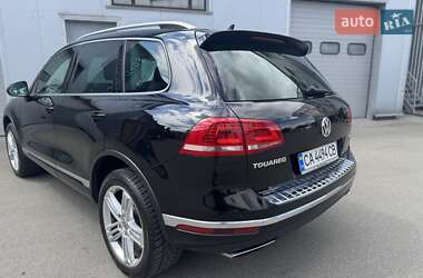 Позашляховик / Кросовер Volkswagen Touareg 2014 в  фото 30 Позашляховик / Кросовер Volkswagen Touareg 2014 в