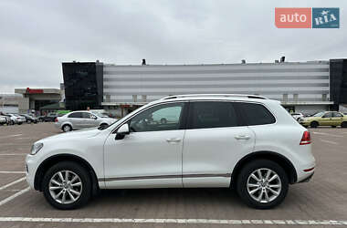 Позашляховик / Кросовер Volkswagen Touareg 2012 в Житомирі