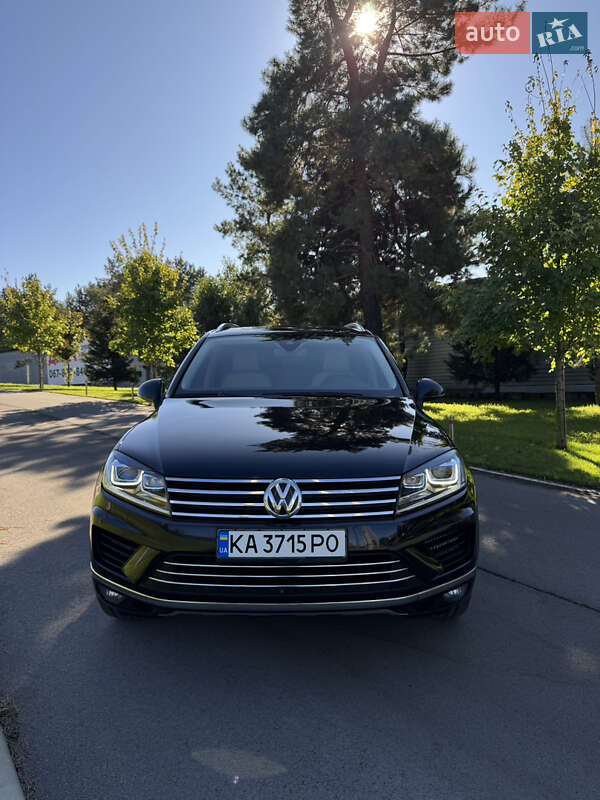 Внедорожник / Кроссовер Volkswagen Touareg 2015 в Киеве фото 2 Внедорожник / Кроссовер Volkswagen Touareg 2015 в Киеве