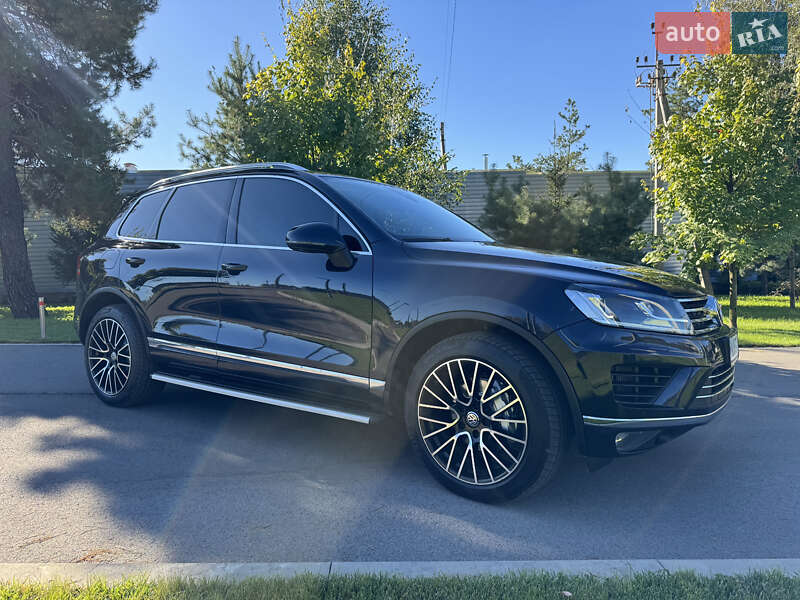 Внедорожник / Кроссовер Volkswagen Touareg 2015 в Киеве фото 7 Внедорожник / Кроссовер Volkswagen Touareg 2015 в Киеве