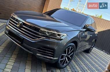 Внедорожник / Кроссовер Volkswagen Touareg 2020 в 