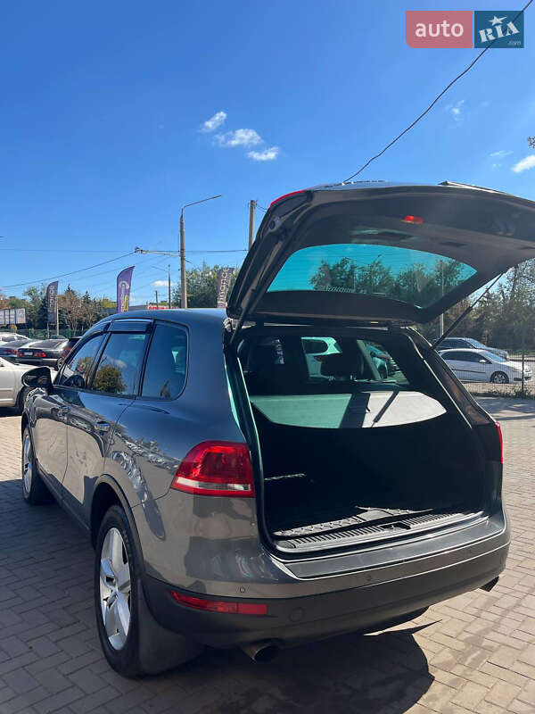 Внедорожник / Кроссовер Volkswagen Touareg 2010 в Кривом Роге фото 7 Внедорожник / Кроссовер Volkswagen Touareg 2010 в Кривом Роге
