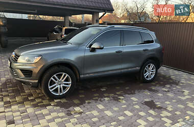 Внедорожник / Кроссовер Volkswagen Touareg 2015 в 