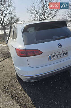 Внедорожник / Кроссовер Volkswagen Touareg 2018 в Шепетовке