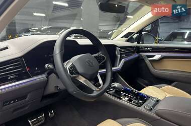 Позашляховик / Кросовер Volkswagen Touareg 2024 в  фото 10 Позашляховик / Кросовер Volkswagen Touareg 2024 в