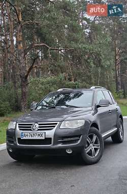 Внедорожник / Кроссовер Volkswagen Touareg 2007 в 