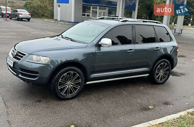 Внедорожник / Кроссовер Volkswagen Touareg 2006 в Черкассах