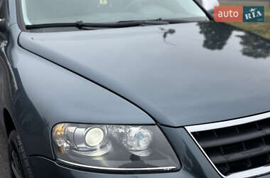 Внедорожник / Кроссовер Volkswagen Touareg 2006 в 